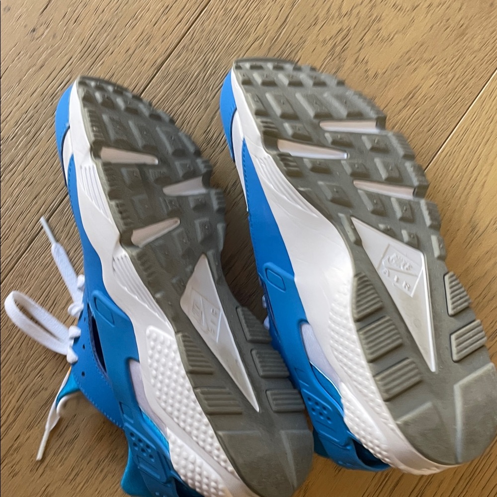 Nike Huarache collab Sneakers - Picture 5 of 7